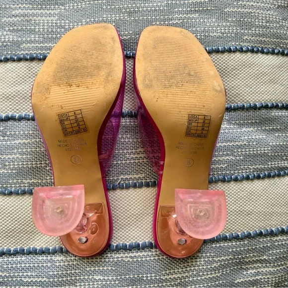 Pink Heels - Picture 3 of 3
